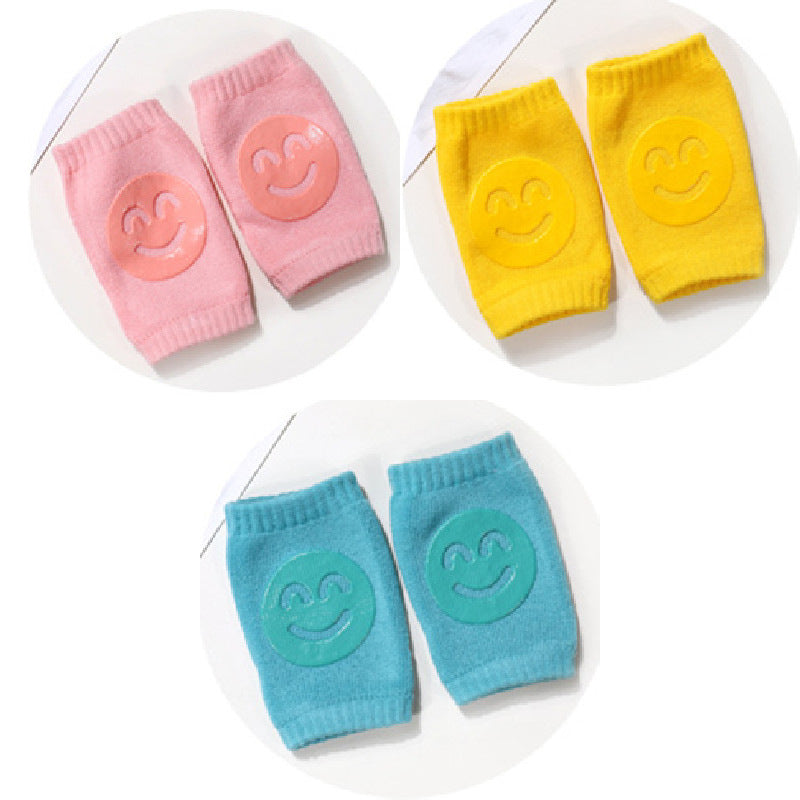 Sommerliche Baby-Frotteesocken mit Knieschutz