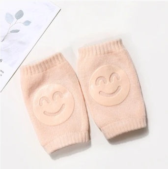 Sommerliche Baby-Frotteesocken mit Knieschutz