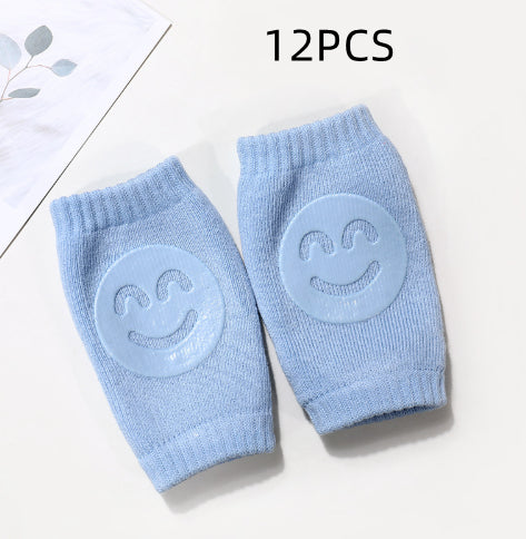 Sommerliche Baby-Frotteesocken mit Knieschutz